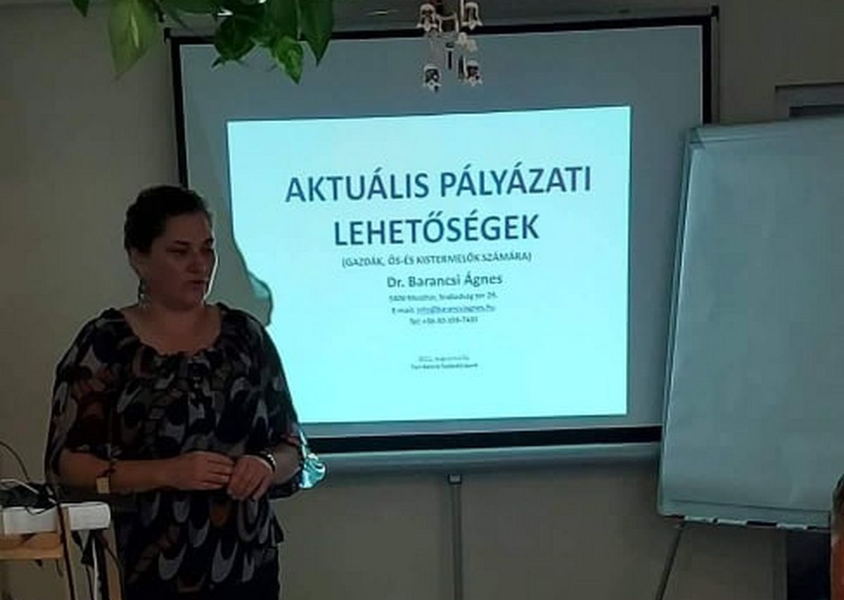 PÁLYÁZATI TÁJÉKOZTATÓ FÓRUM 2021. augusztus 31.